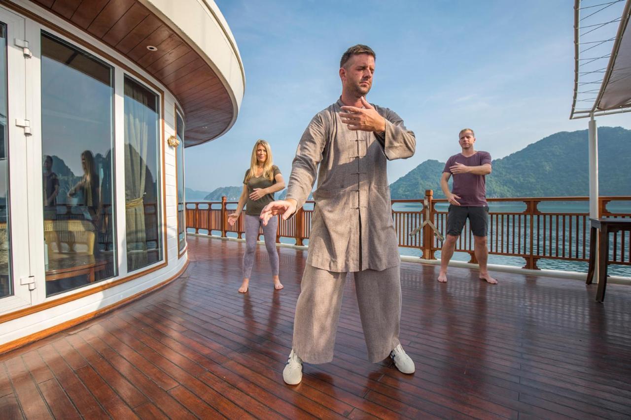 Heritage Line Ylang Cruise - Halong Bay & Lan Ha Bay Hạ Long-öböl Kültér fotó